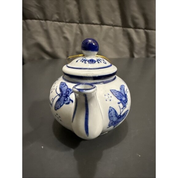 Vintage Miniature Mini Teapot Ornament Blue White Porcelain Floral Butterfly 3" - Picture 5 of 14